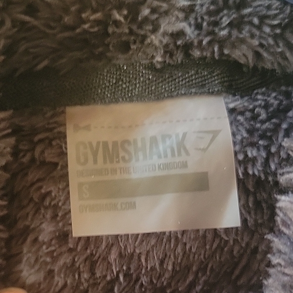 Gymshark Black sweater with Cozy Fuzzy Texture - Picture 2 of 4